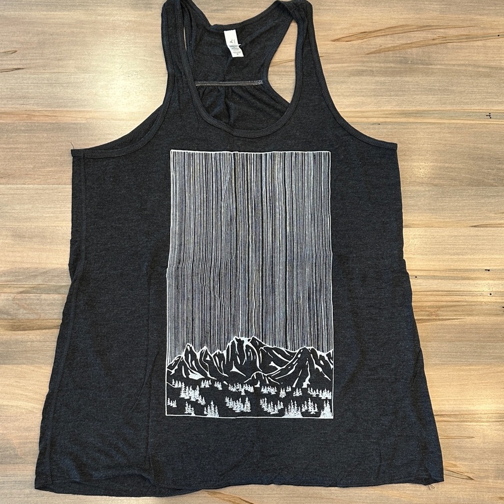Women's Black Mountain Graphic Tank Top